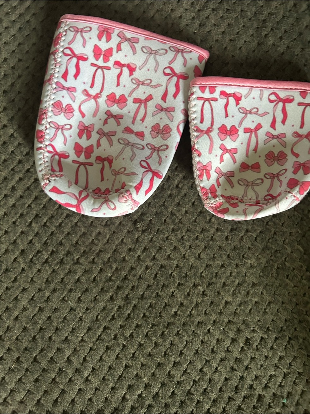 Pink Bow-Pattern Neoprene Drinkware Sleeves